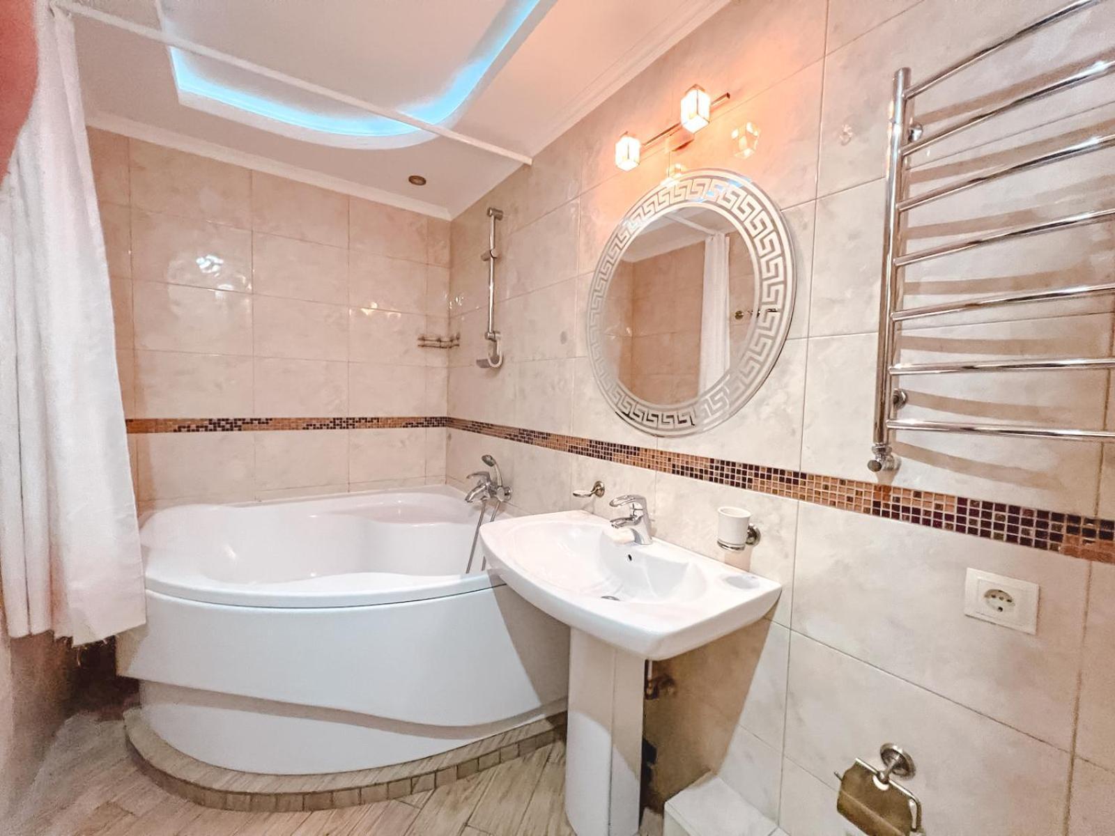 קייב Apartments On Pechersk מראה חיצוני תמונה